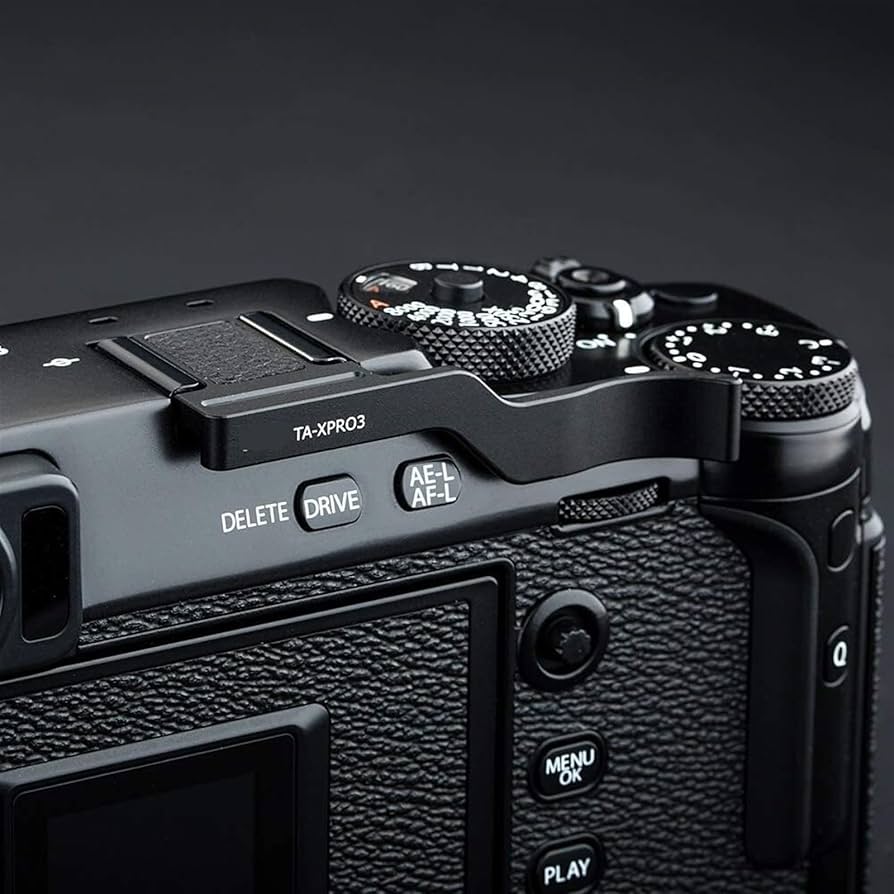 富士フイルム - FUJIFILM X-PRO3 DRBLACKとグリップ FUJIFILM X-PRO3 DRBLACKとグリップ